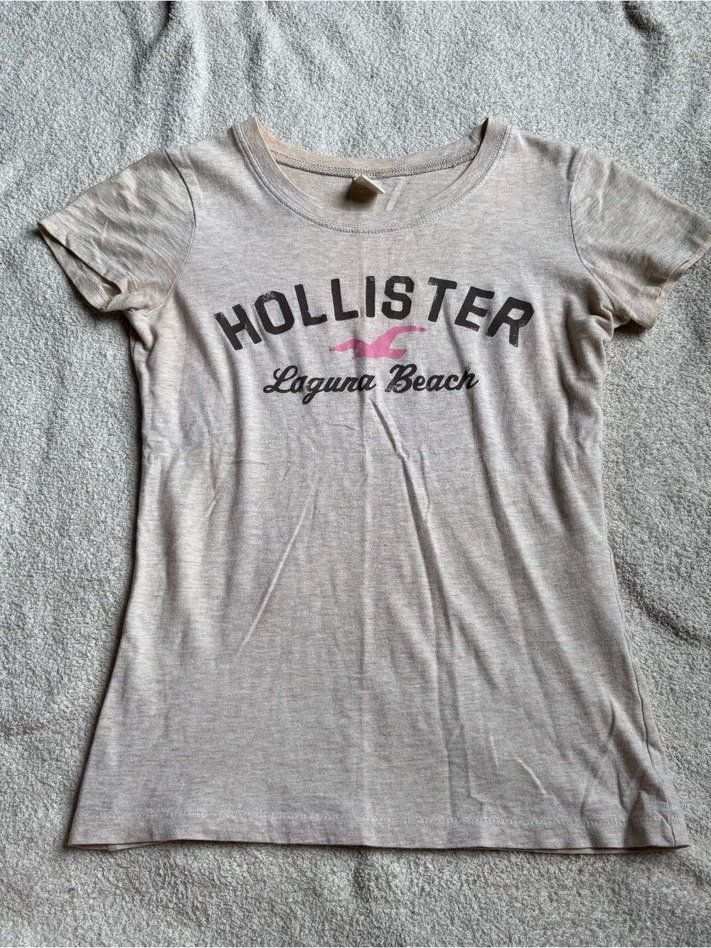 Hollister Laguna Beach Women's Crewneck Tee - Light Beige with Pink Logo